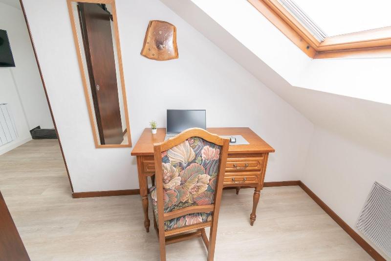 Private Comfortable Apartments image