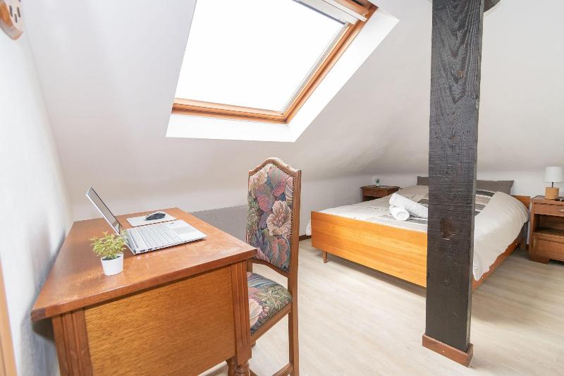 Private Comfortable Apartments image