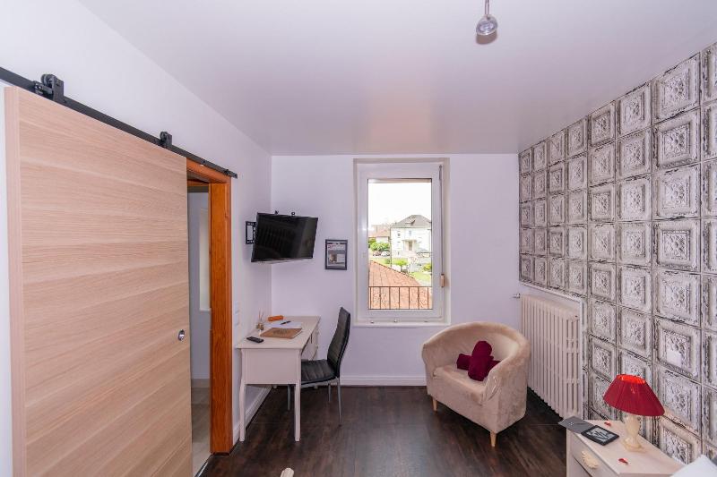 Private Comfortable Apartments image
