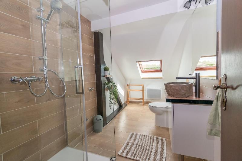 Private Comfortable Apartments image