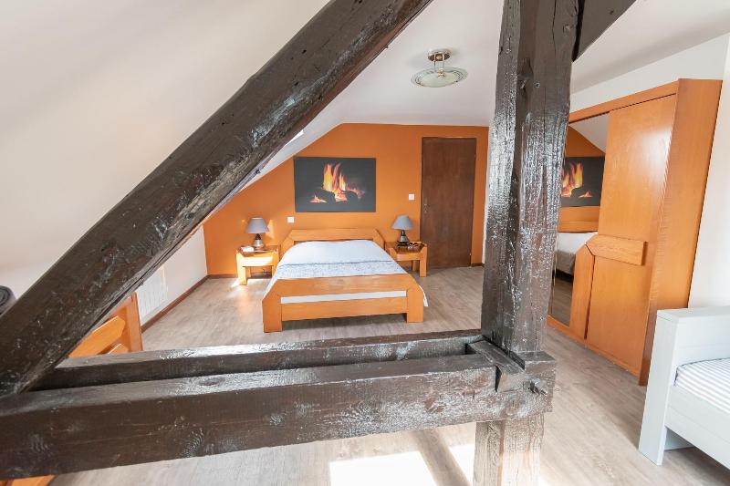 Private Comfortable Apartments image