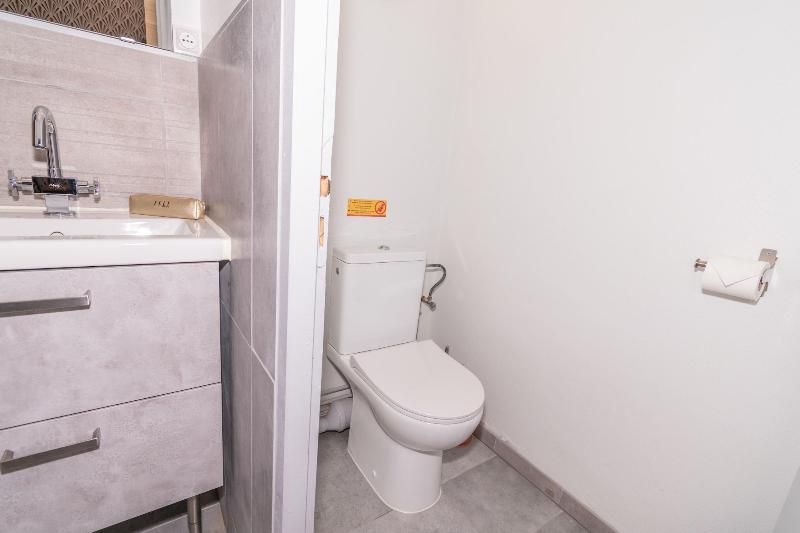 Private Comfortable Apartments image