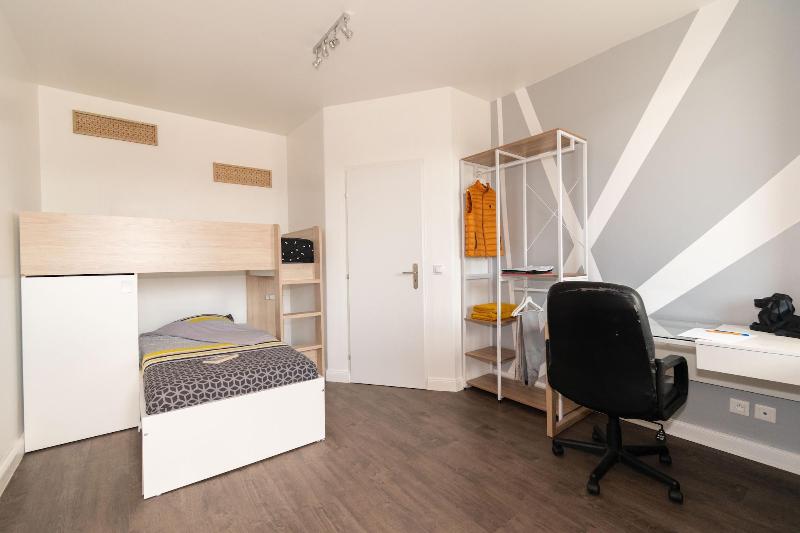 Private Comfortable Apartments image