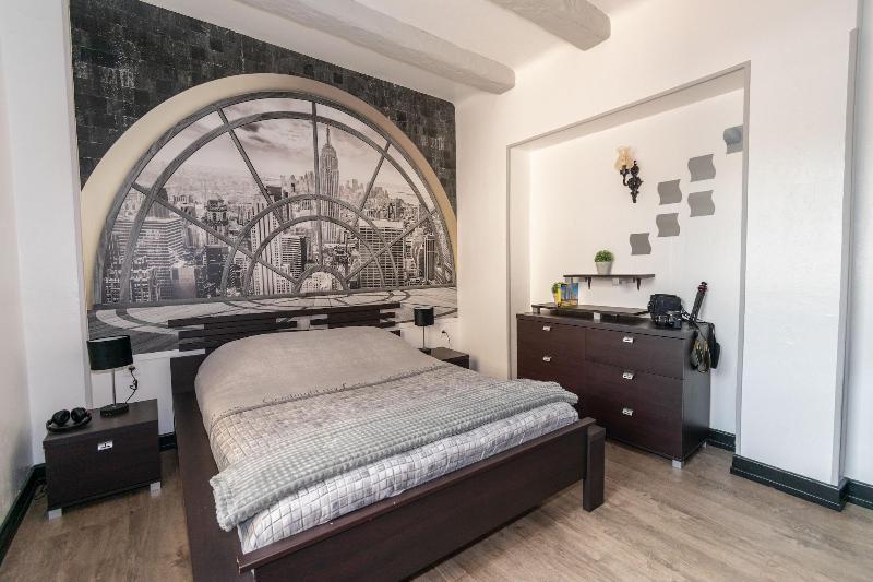 Private Comfortable Apartments image