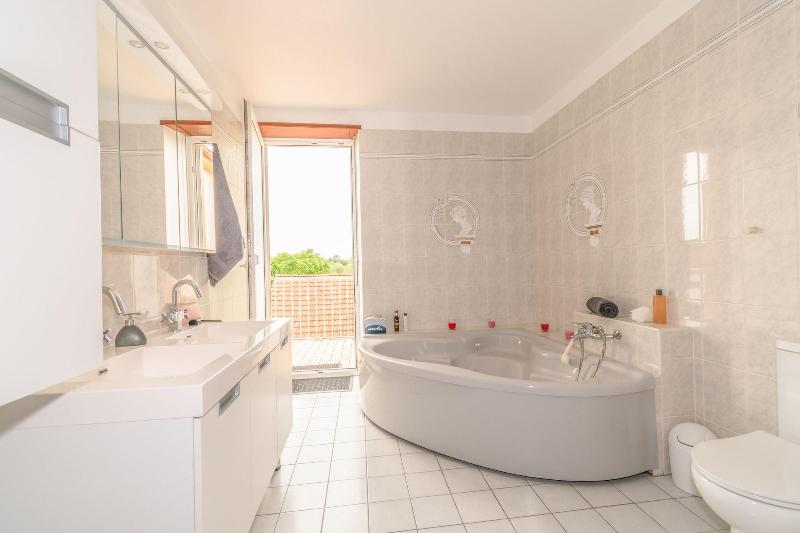 Private Comfortable Apartments image