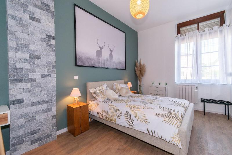 Private Comfortable Apartments image