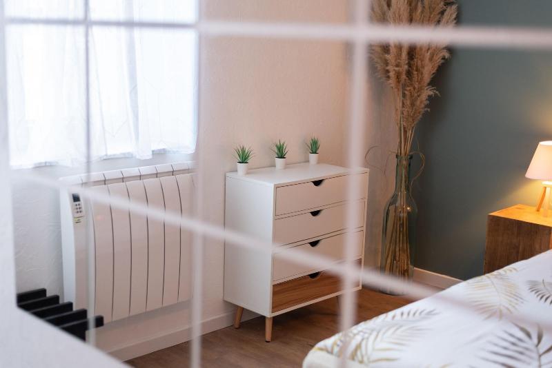 Private Comfortable Apartments image