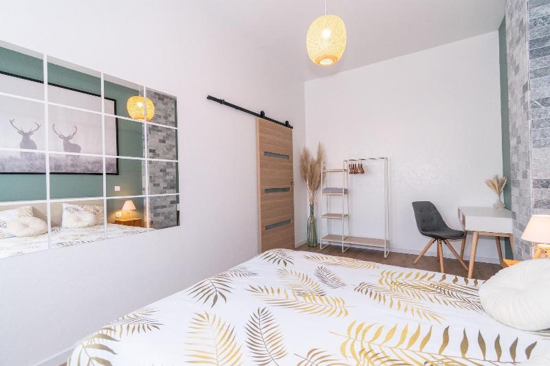 Private Comfortable Apartments image