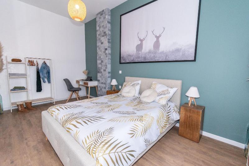 Private Comfortable Apartments image