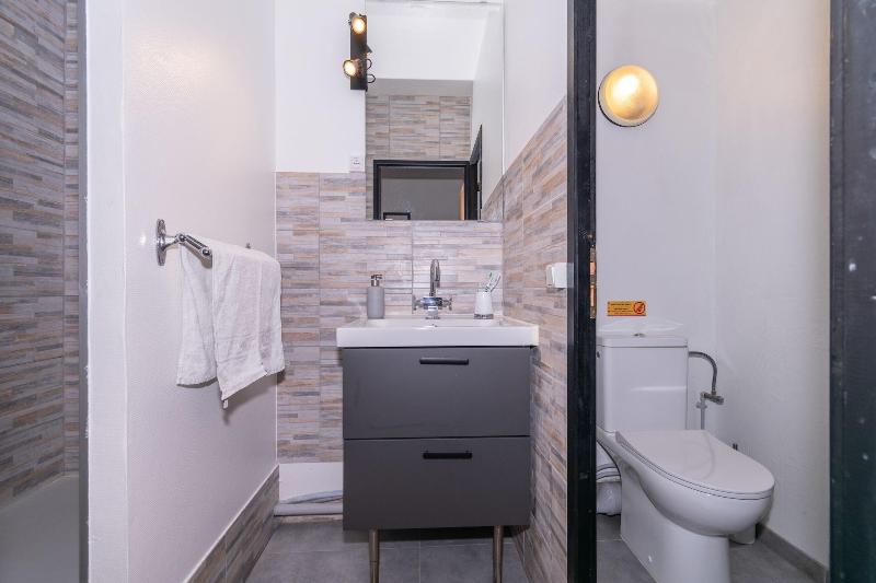 Private Comfortable Apartments image