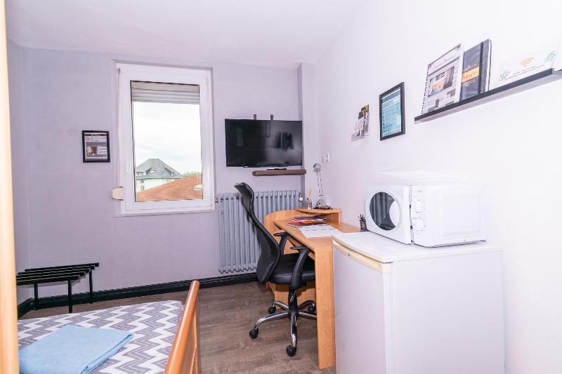 Private Comfortable Apartments image
