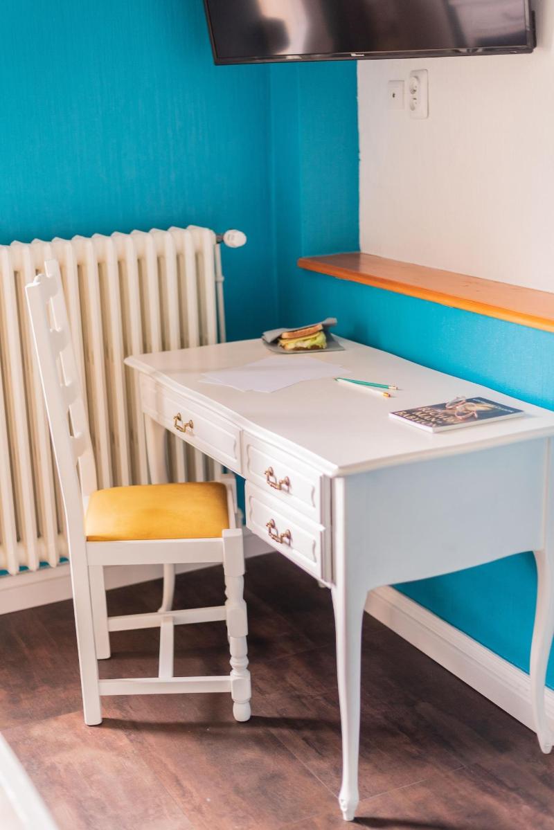 Private Comfortable Apartments image