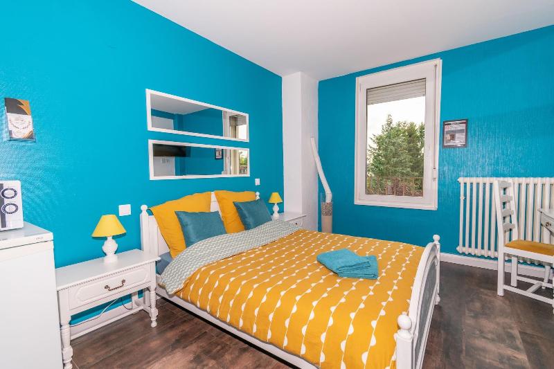 Private Comfortable Apartments image