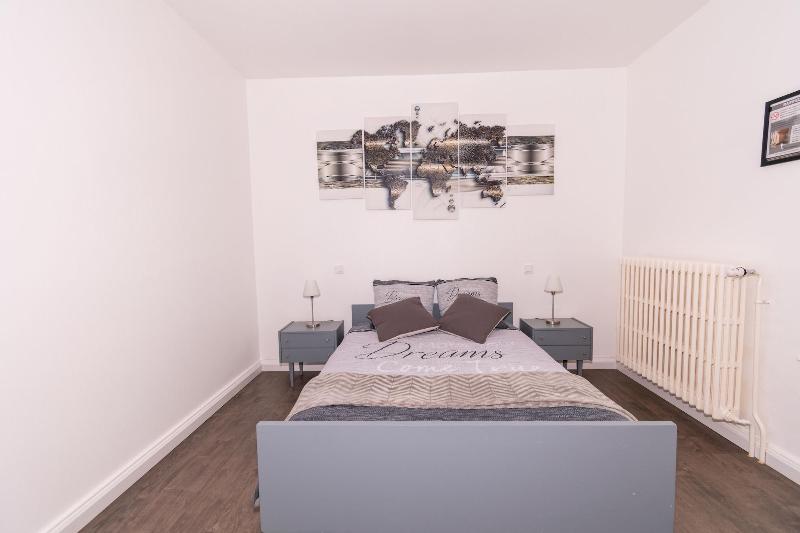 Private Comfortable Apartments image