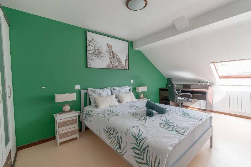Private Comfortable Apartments image