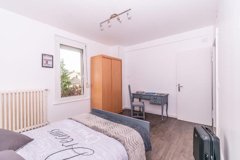 Private Comfortable Apartments image