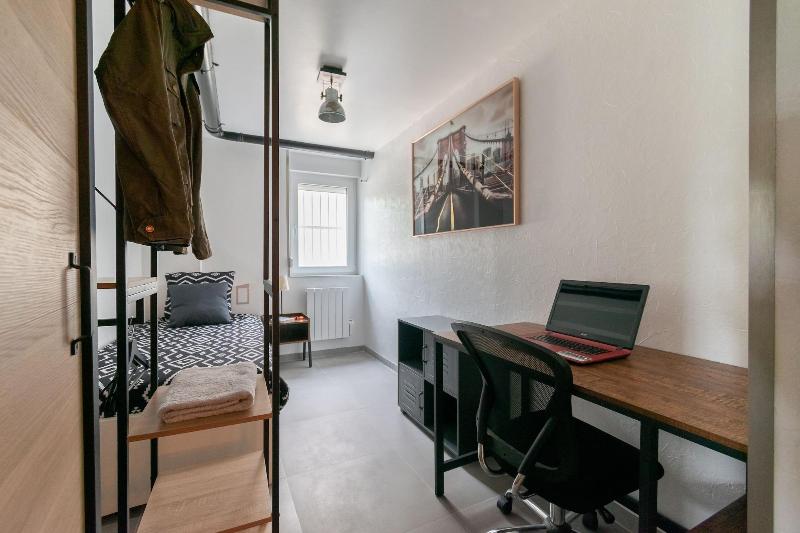 Private Comfortable Apartments image