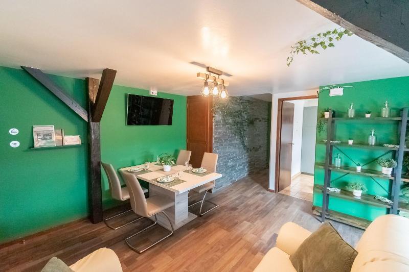 Private Comfortable Apartments image