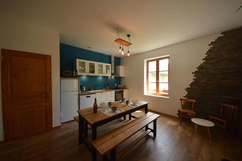 J G House image