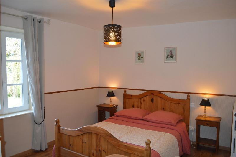 J G House image