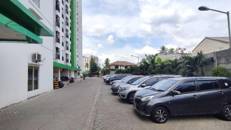 Ruang Nyaman At Apartment Greenlake View — photo 5