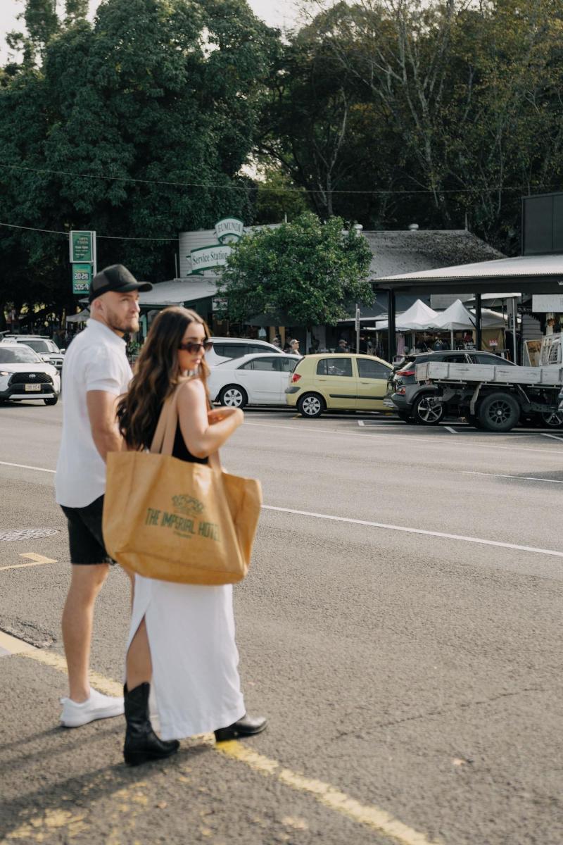 Hola Eumundi image