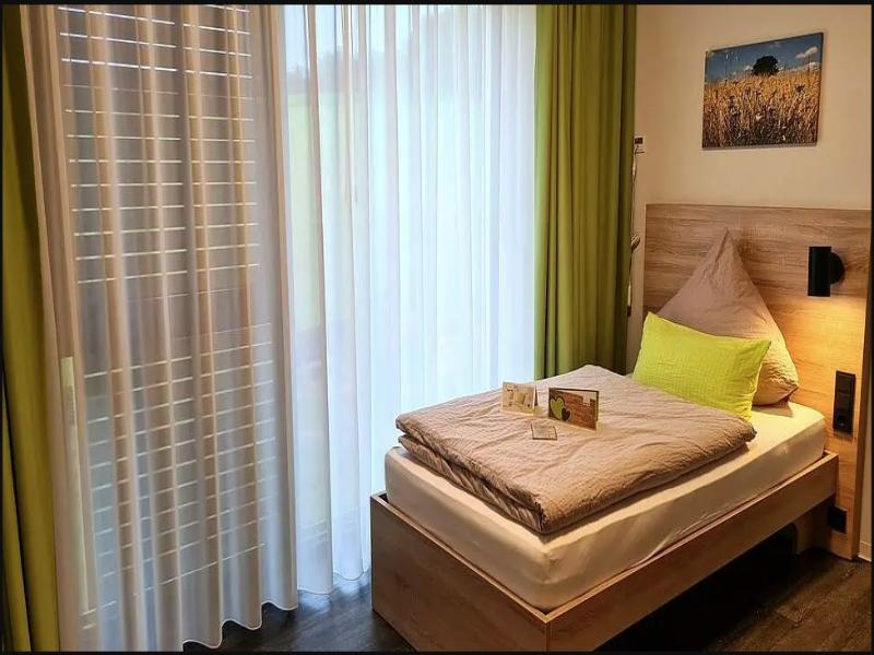 Hotel Fünf10 image