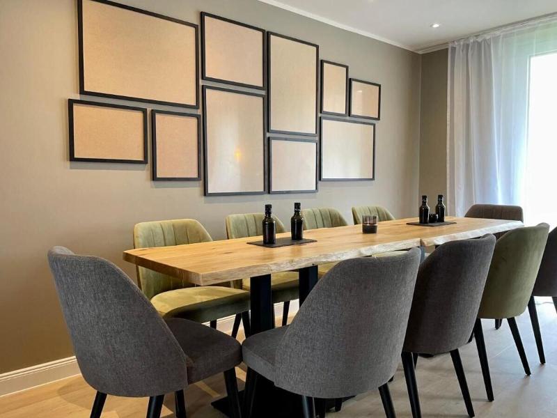 Hotel Schultheiss 52 image