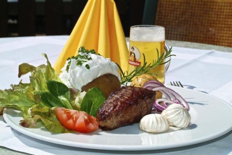 Hotel Schultheiss 52 image
