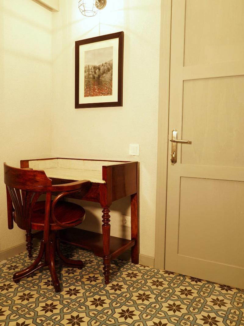 Tilas House No8 image