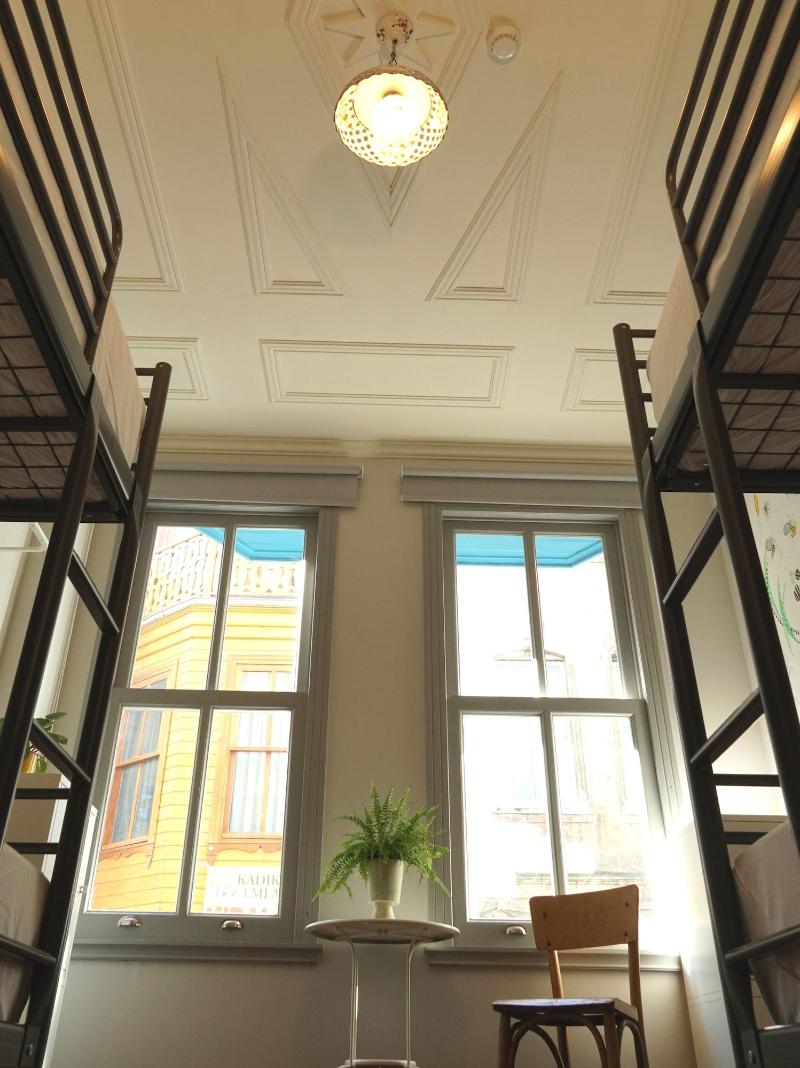 Tilas House No8 image