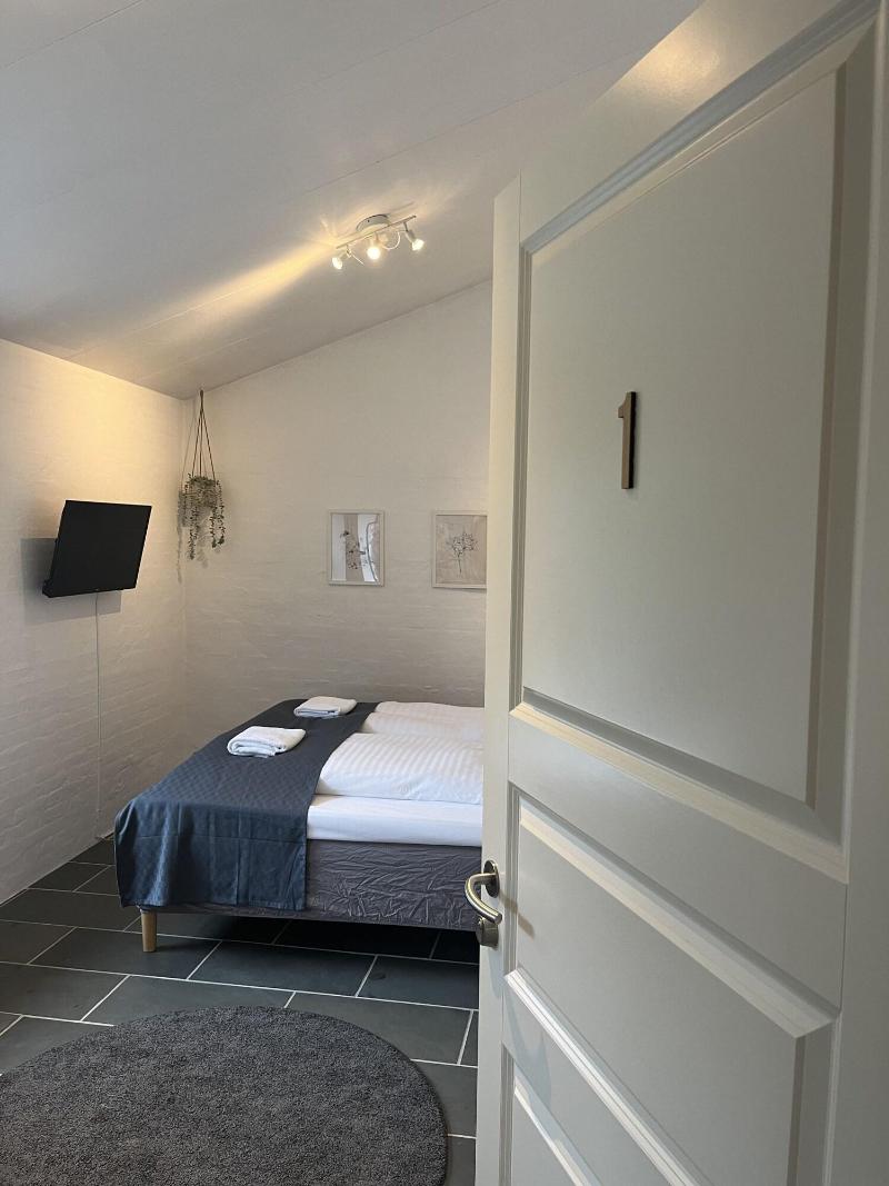 Hartel House image