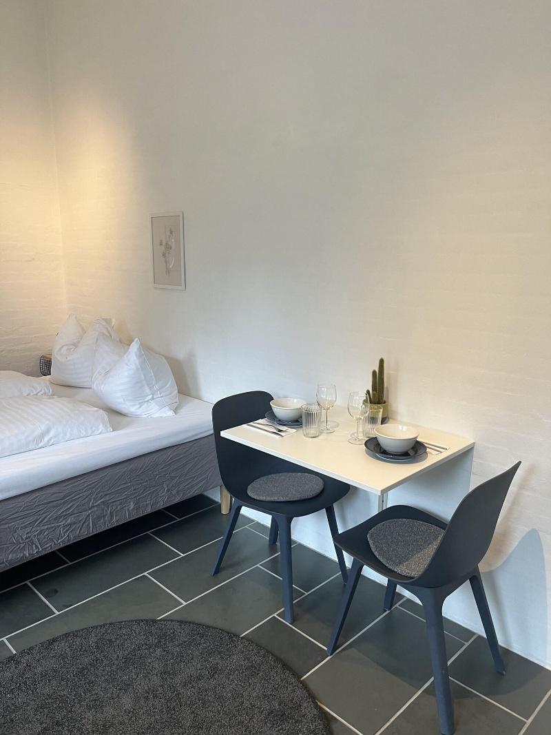 Hartel House image