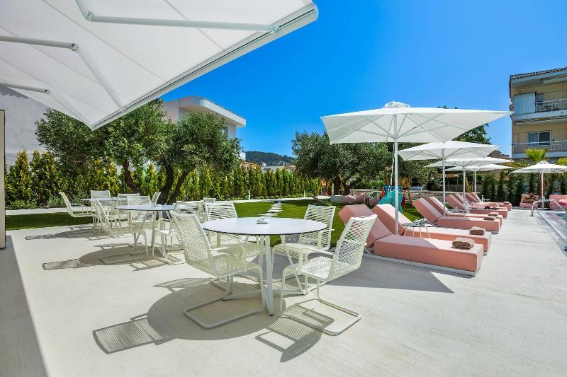 Cocoons Luxury Suites Villas