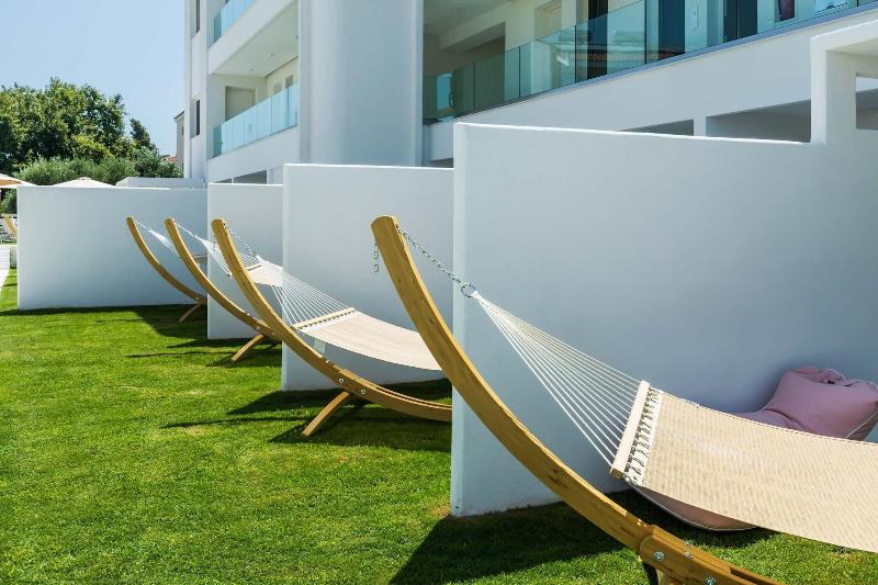 Cocoons Luxury Suites Villas