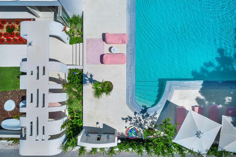 Cocoons Luxury Suites Villas