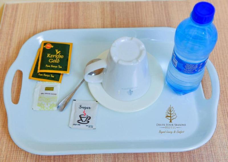Deuts Four Seasons Hotel image