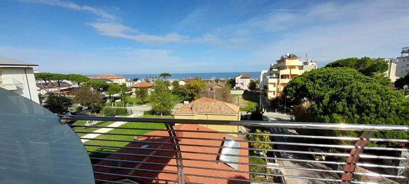 Marbella image