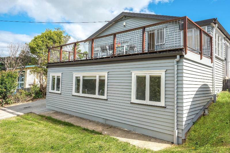 Moana Cottage image
