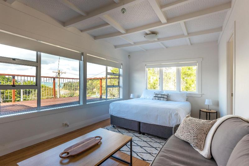 Moana Cottage image