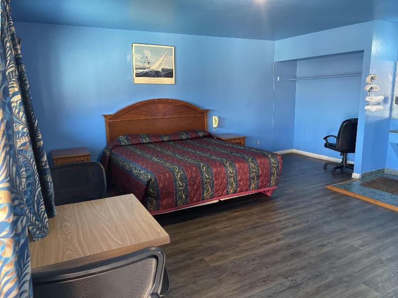 Full Moon Inn image
