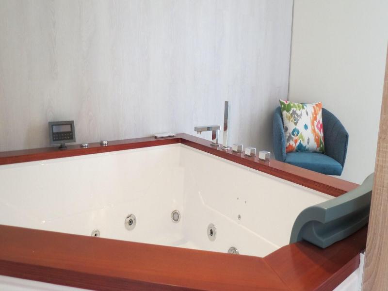 La Puerta De Nerja Hostal Boutique image