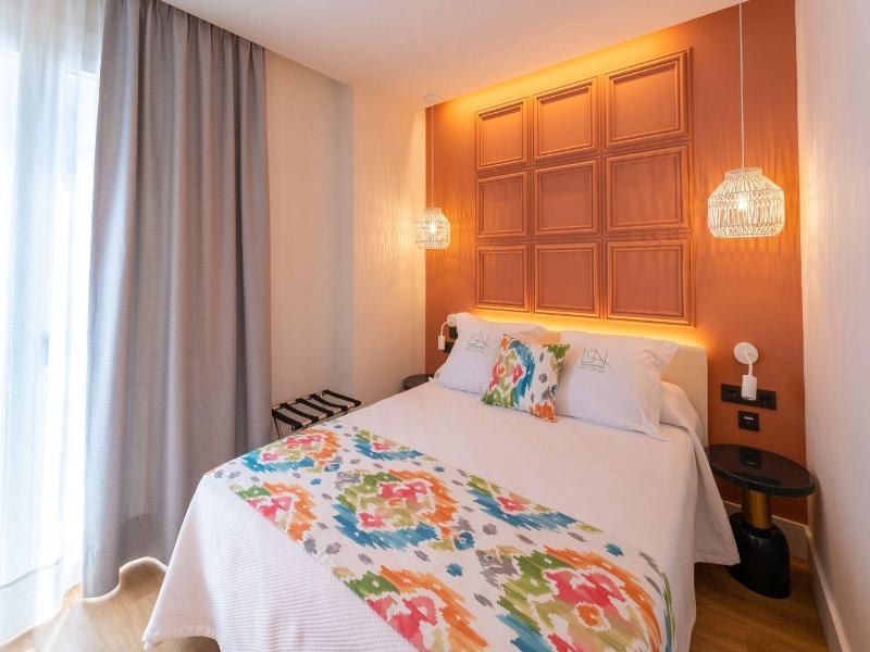 La Puerta De Nerja Hostal Boutique image