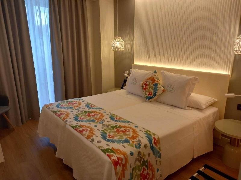 La Puerta De Nerja Hostal Boutique image