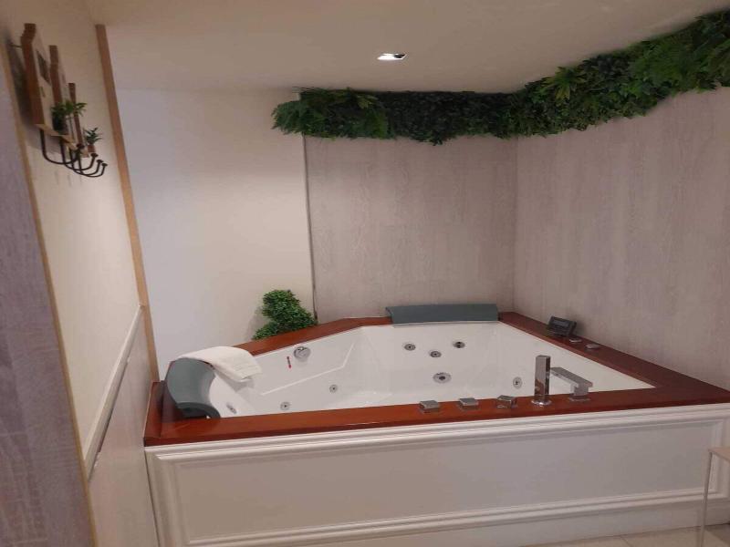 La Puerta De Nerja Hostal Boutique image