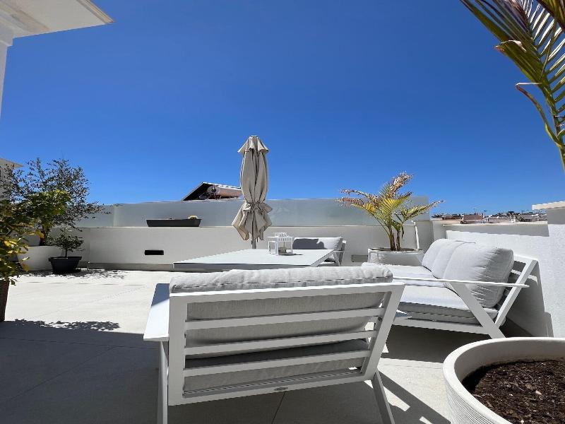 La Puerta De Nerja Hostal Boutique image