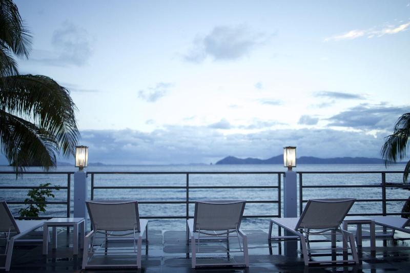 La Vue Boutique Hotel Beach Club image