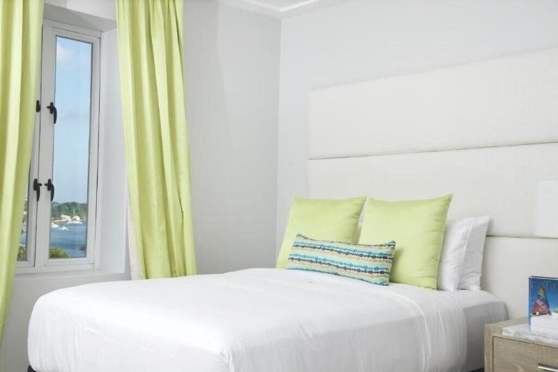 La Vue Boutique Hotel Beach Club image