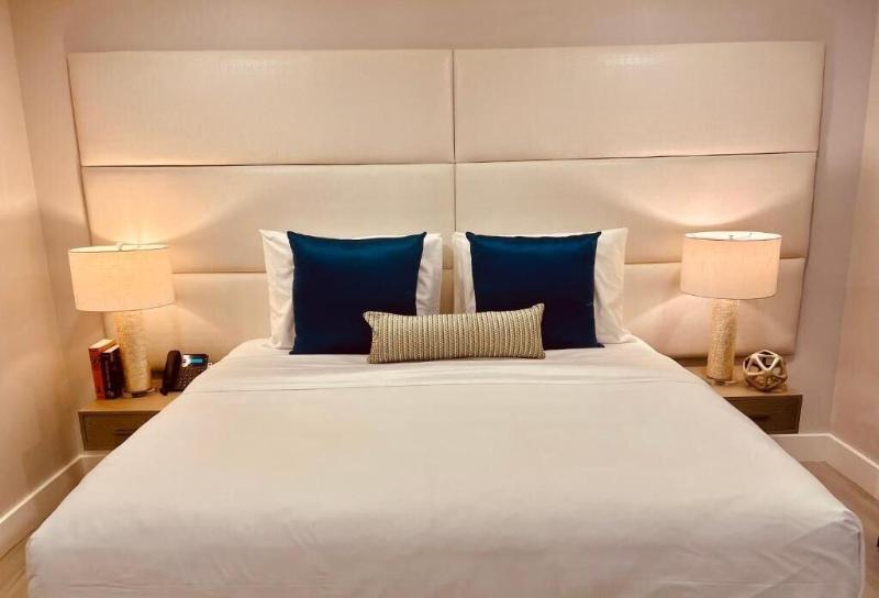 La Vue Boutique Hotel Beach Club image