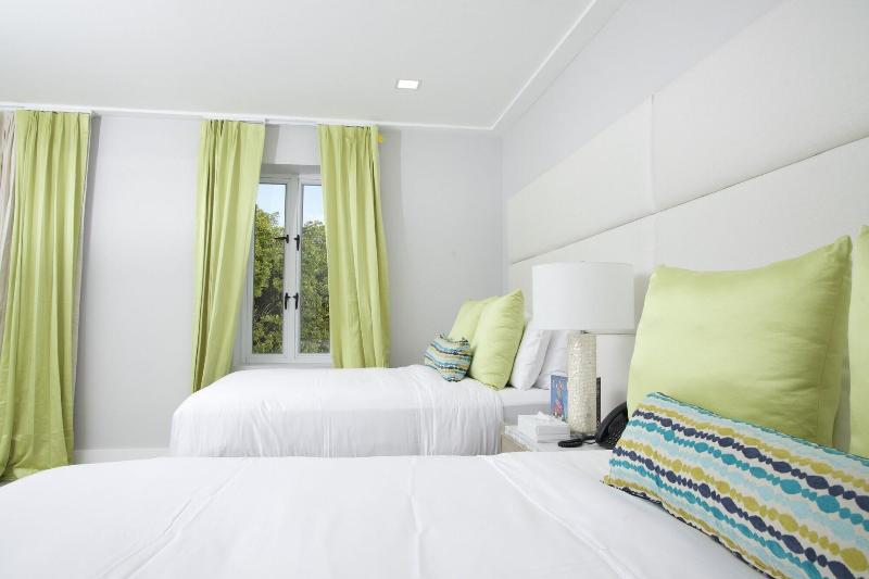 La Vue Boutique Hotel Beach Club image